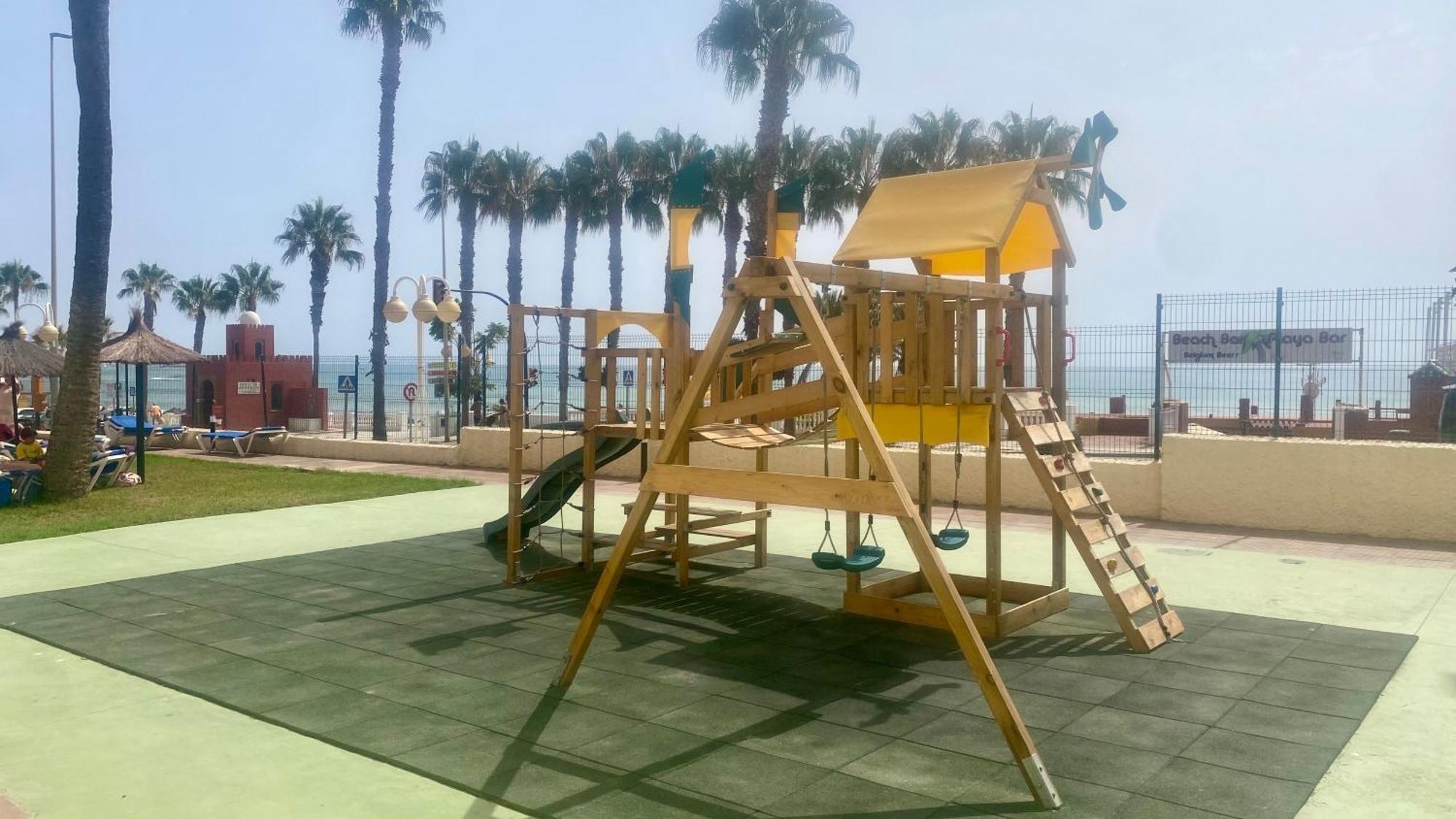 Apartamento Benalmadena Playa Apartment Ngoại thất bức ảnh